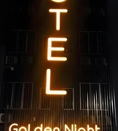 Golden Night Hotel Subang Jaya Esterno foto