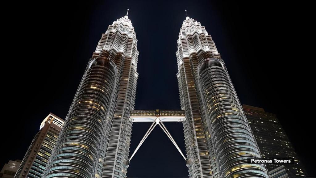 Golden Night Hotel Subang Jaya Esterno foto