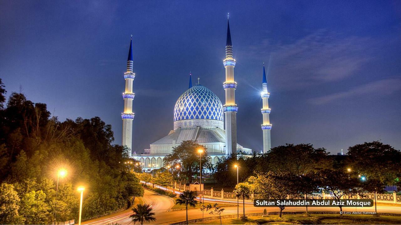 Golden Night Hotel Subang Jaya Esterno foto